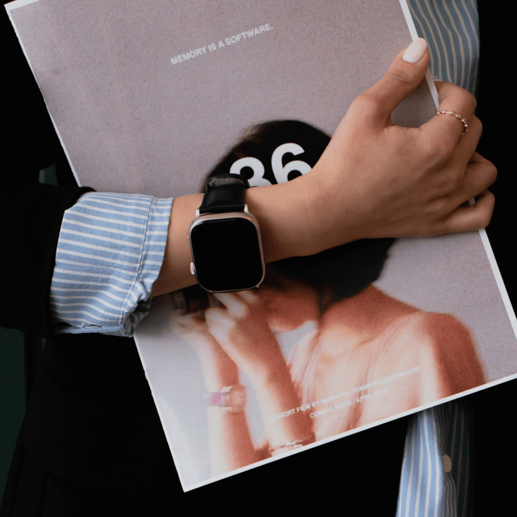 Apple Watch Grey Leather Strap - Boston