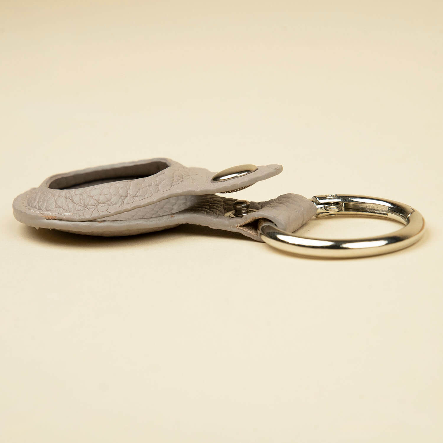 Premium Leather AirTag Holder - Light Beige - Orlando